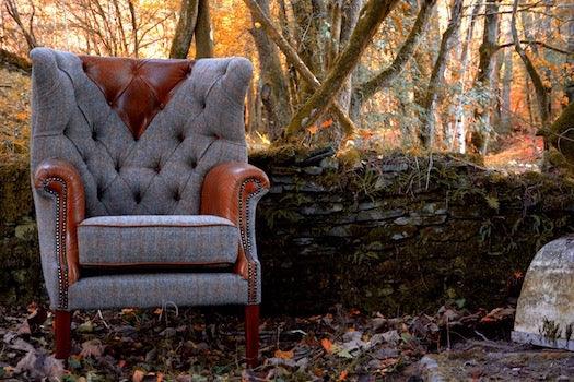 Kensington Wing Chair in Gamekeeper Thorn or Uist Night - Kubek Furniture