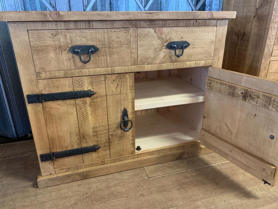 The Authentic Light-Waxed Medium Sideboard - Kubek Furniture