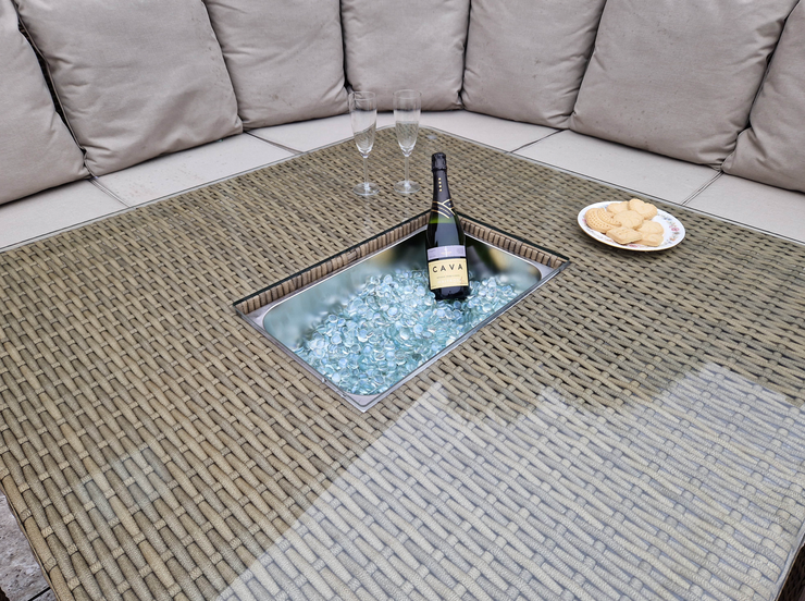 Sarah Corner Dining Set with Ice Bucket in Natural