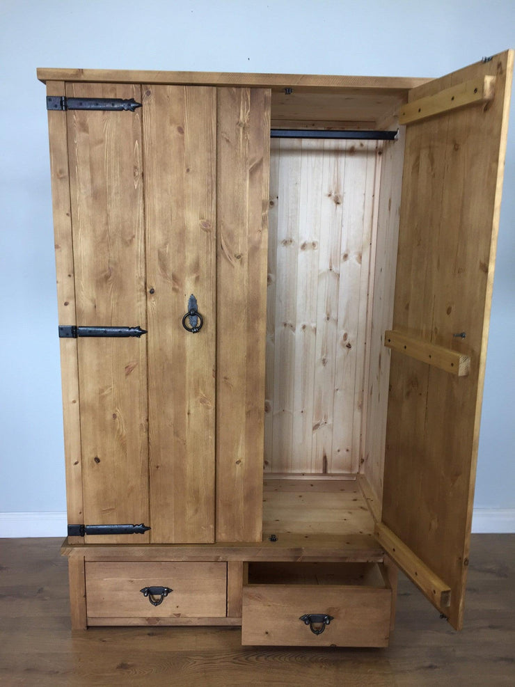 The Authentic Smooth Light Waxed Wardrobe