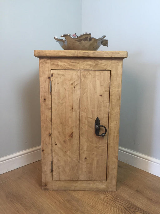 The Artisan Waxed Small Storage Unit