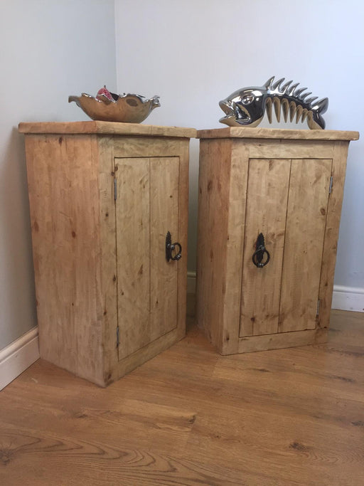 The Artisan Waxed Small Storage Unit