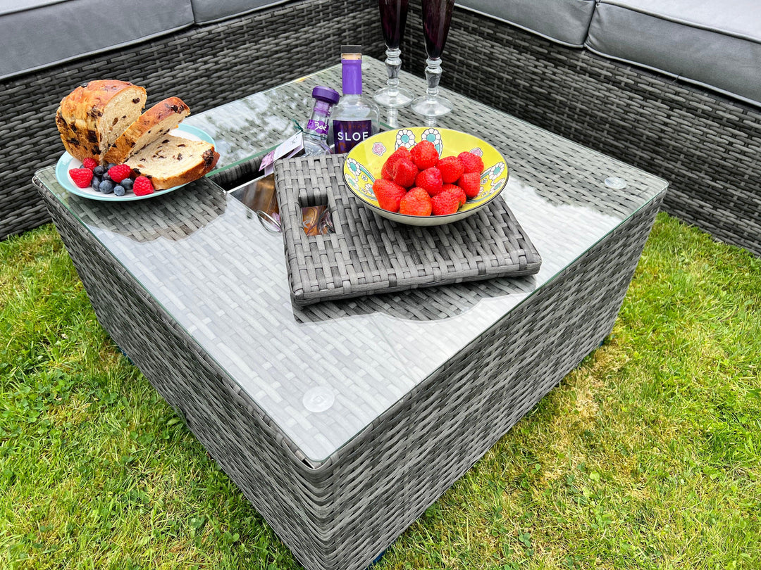 Rattan corner sofa with ice bucket sales