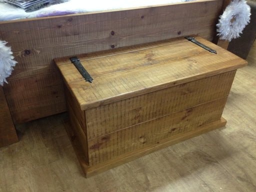 The Authentic Waxed Blanket Box